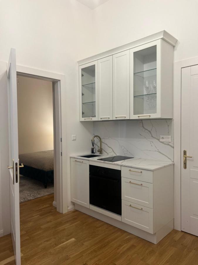 Angeloroma Deluxe Apartment Prag Exteriör bild