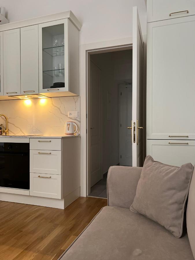 Angeloroma Deluxe Apartment Prag Exteriör bild